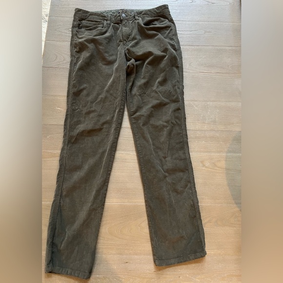 VTG 1946 Men's Olive Corduroy Pants. Size 34 - Picture 1 of 5